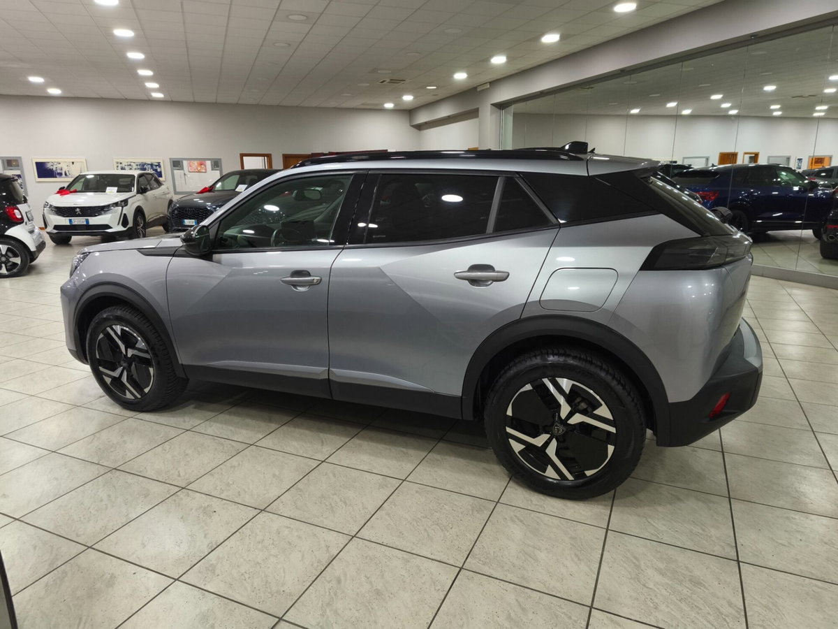 Peugeot 2008 BlueHDi 130 S&S EAT8 Allure Pack (4)