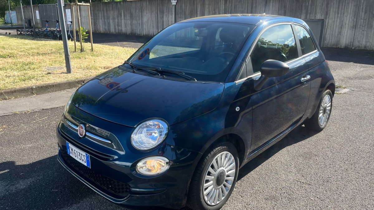 Fiat 500 1.0 Hybrid Red