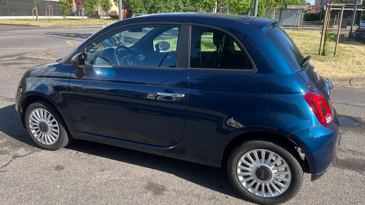 Fiat 500 1.0 Hybrid Red (7)