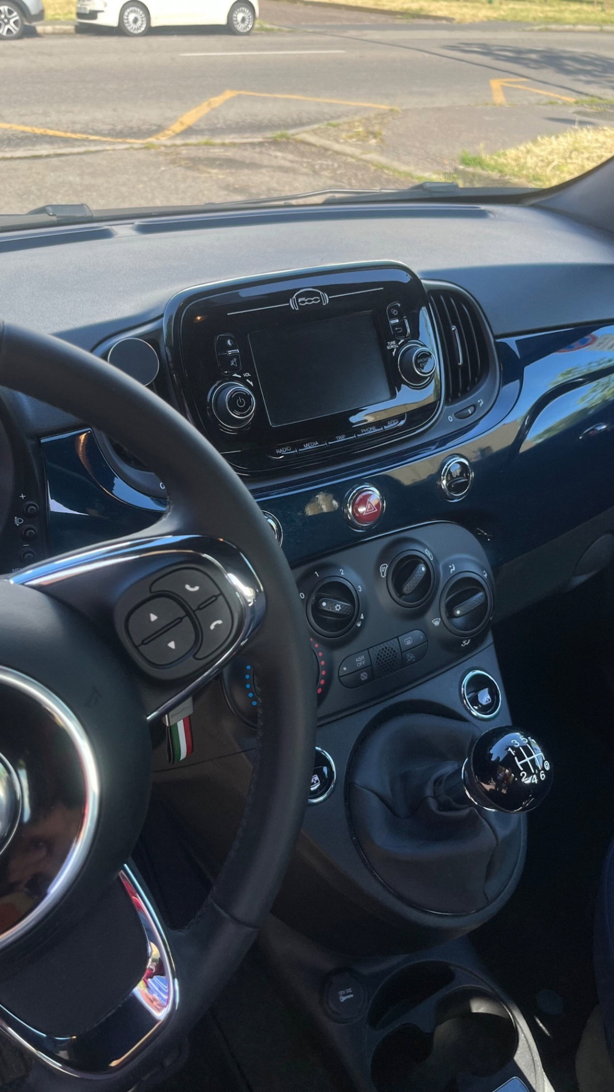 Fiat 500 1.0 Hybrid Red (9)