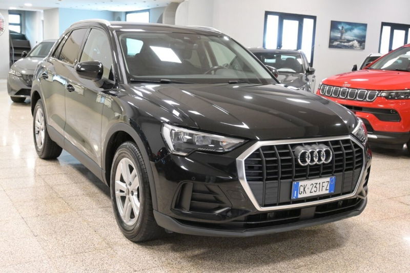Audi Q3 35 TDI quattro S tronic Business