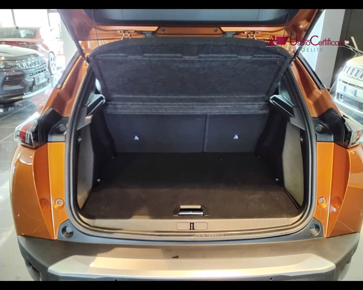 Peugeot 2008 BlueHDi 130 S&S EAT8 Allure Pack (11)