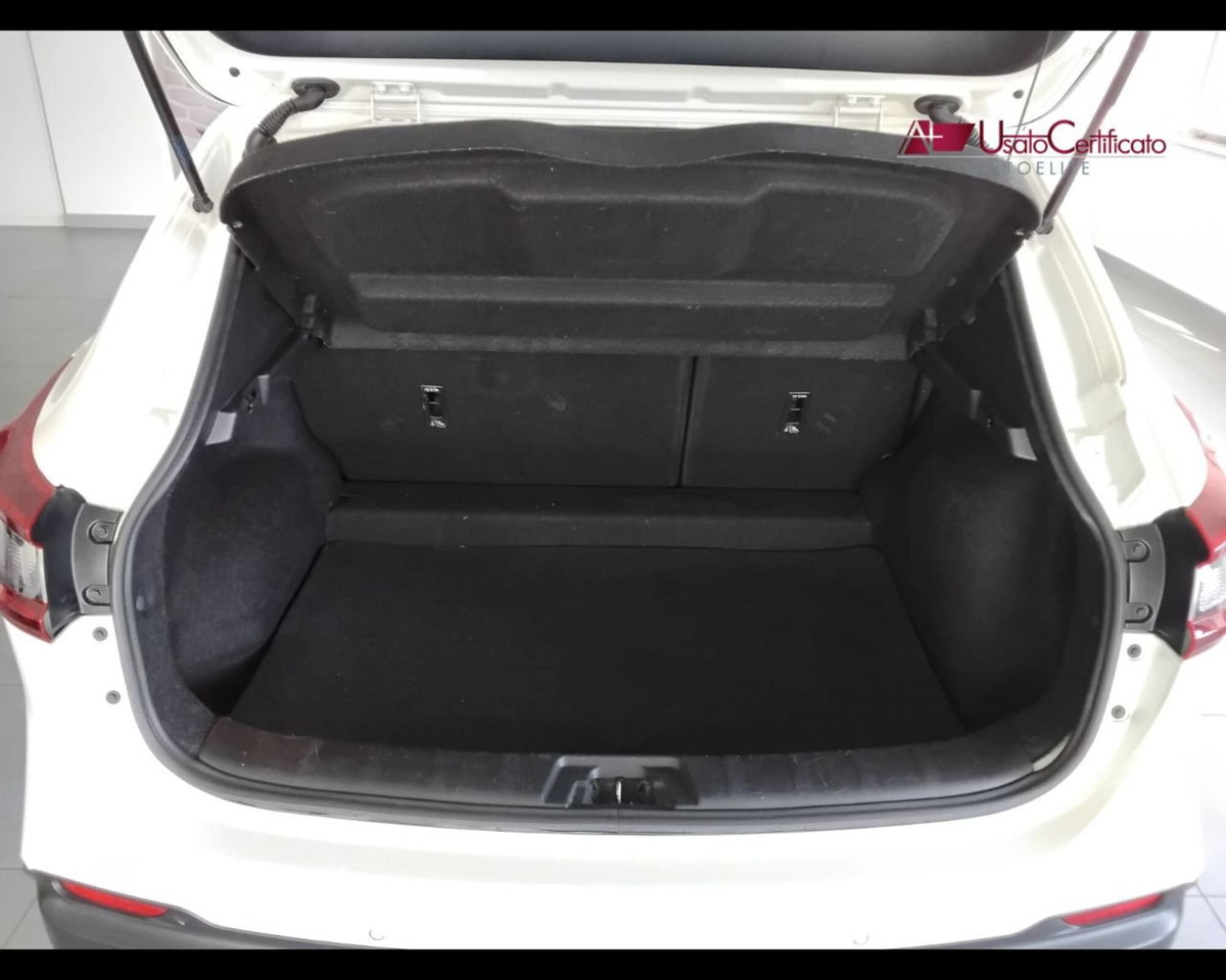 Nissan Qashqai 1.5 dCi 115 CV DCT Business (11)