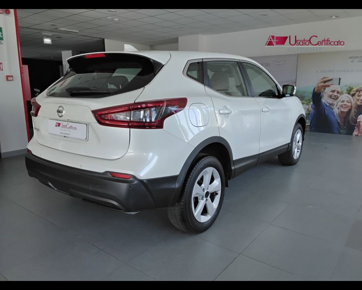 Nissan Qashqai 1.5 dCi 115 CV DCT Business (6)