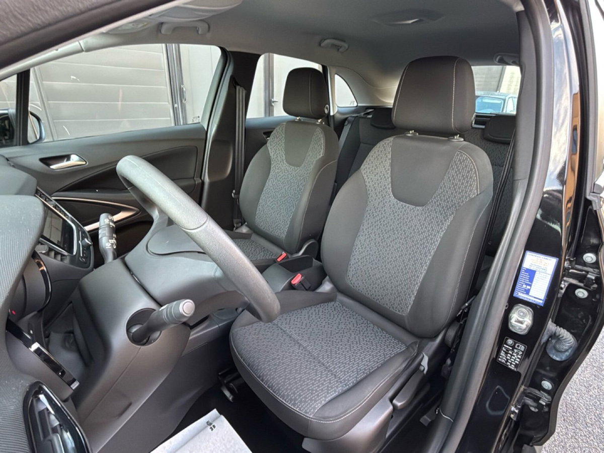Opel Crossland X 1.5 ECOTEC D 102 CV Start&Stop Advance (10)