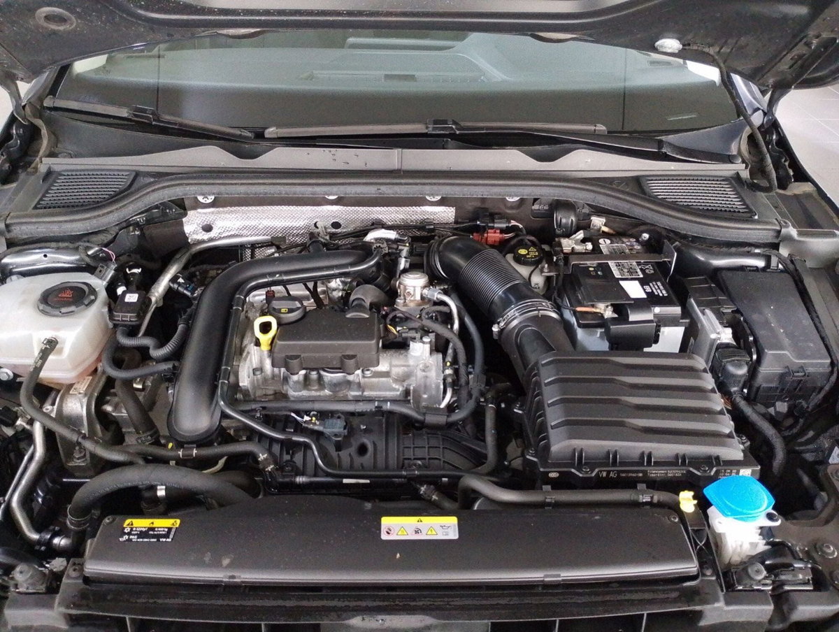 Volkswagen Golf 1.0 TSI EVO Life (12)