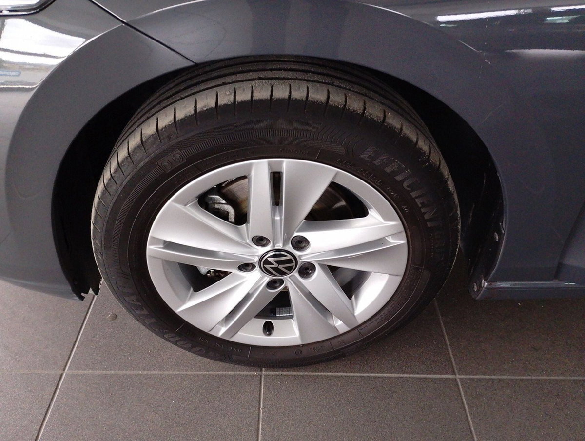 Volkswagen Golf 1.0 TSI EVO Life (13)