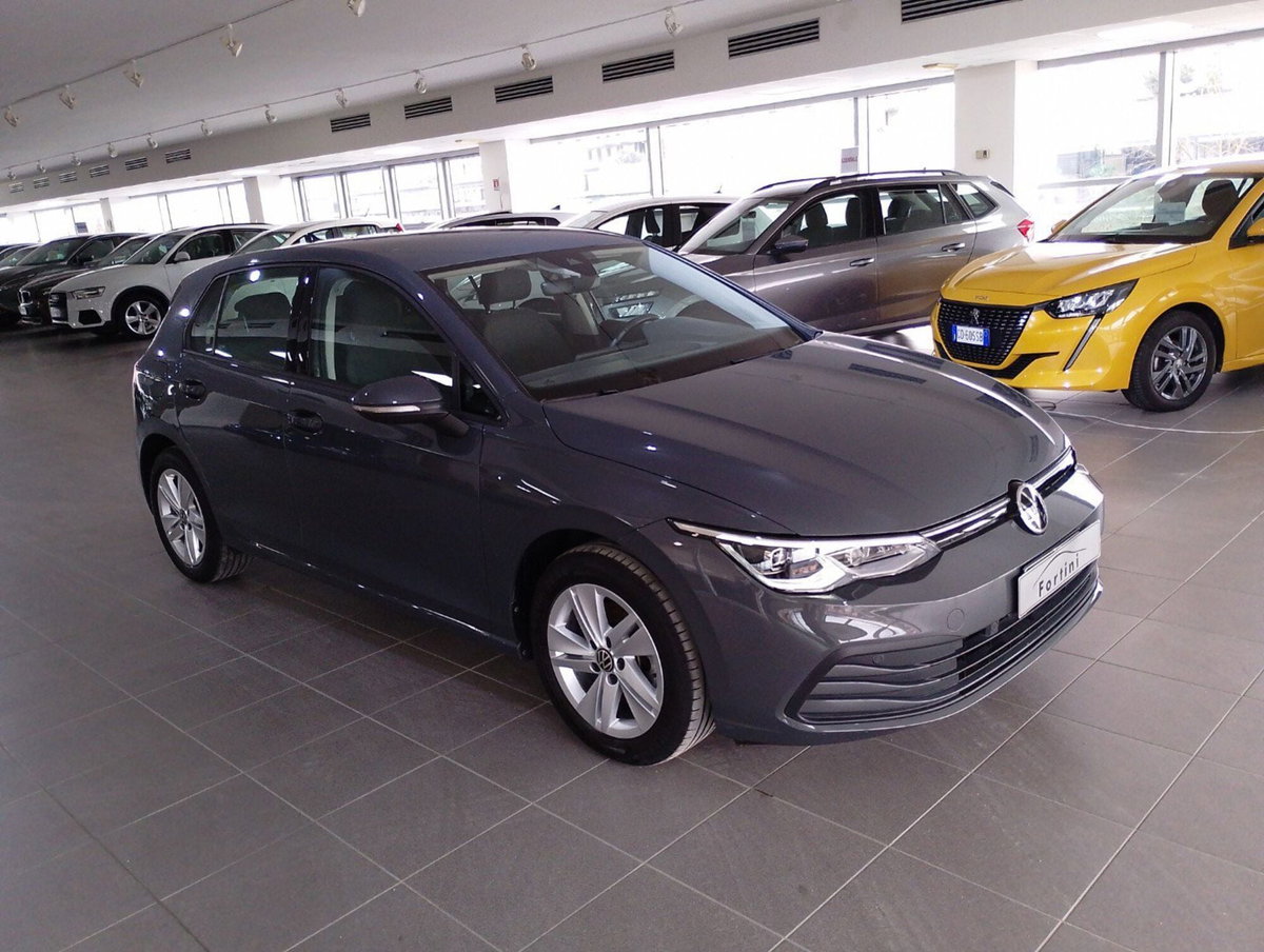 Volkswagen Golf 1.0 TSI EVO Life (7)