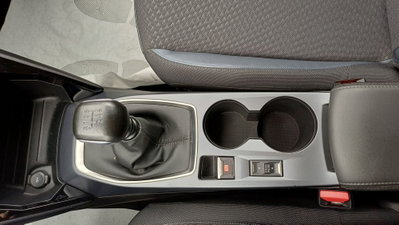Peugeot 2008 PureTech 100 S&S Allure Pack (17)