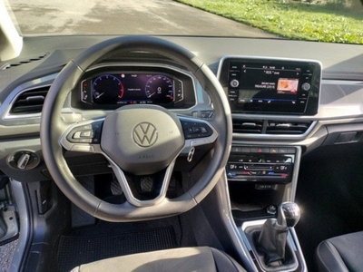Volkswagen T-Roc 1.0 tsi Style 115cv (14)