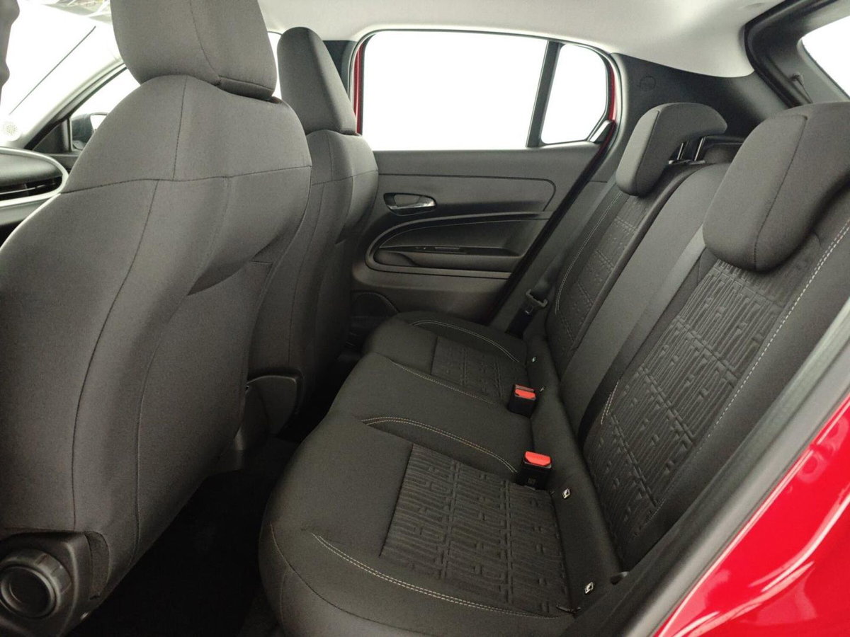 Fiat 600 1.2 hybrid 110cv auto (12)