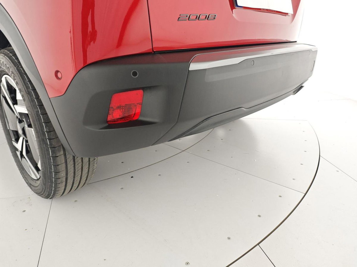 Peugeot 2008 PureTech 100 S&S Allure (7)