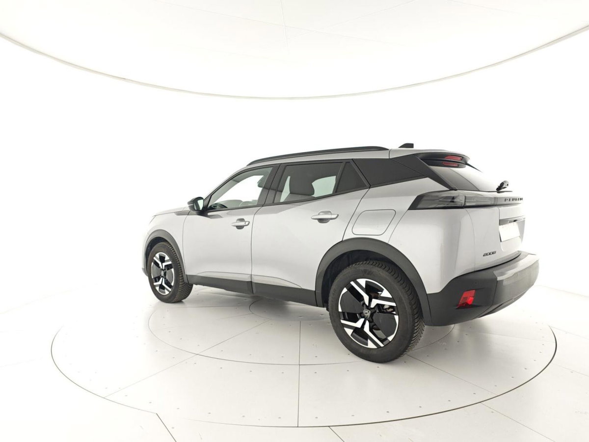 Peugeot 2008 PureTech 100 S&S Allure (3)