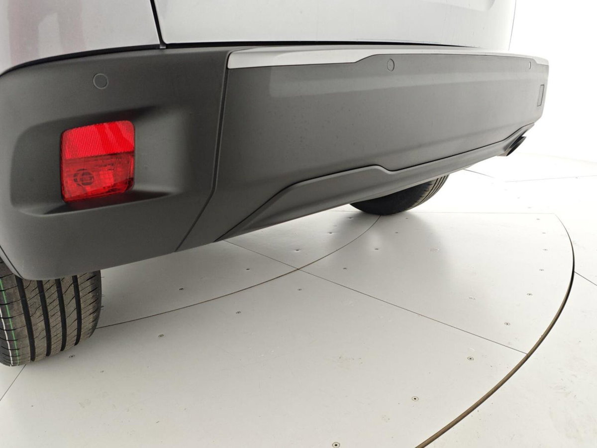 Peugeot 2008 PureTech 100 S&S Allure (7)