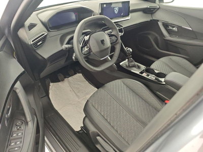 Peugeot 2008 PureTech 100 S&S Allure (9)