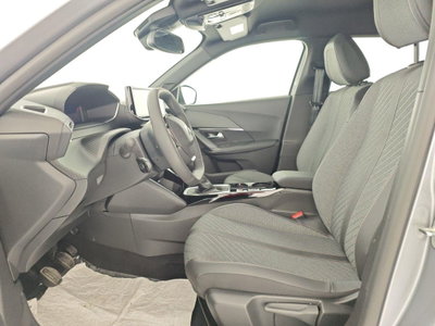 Peugeot 2008 PureTech 100 S&S Allure (10)