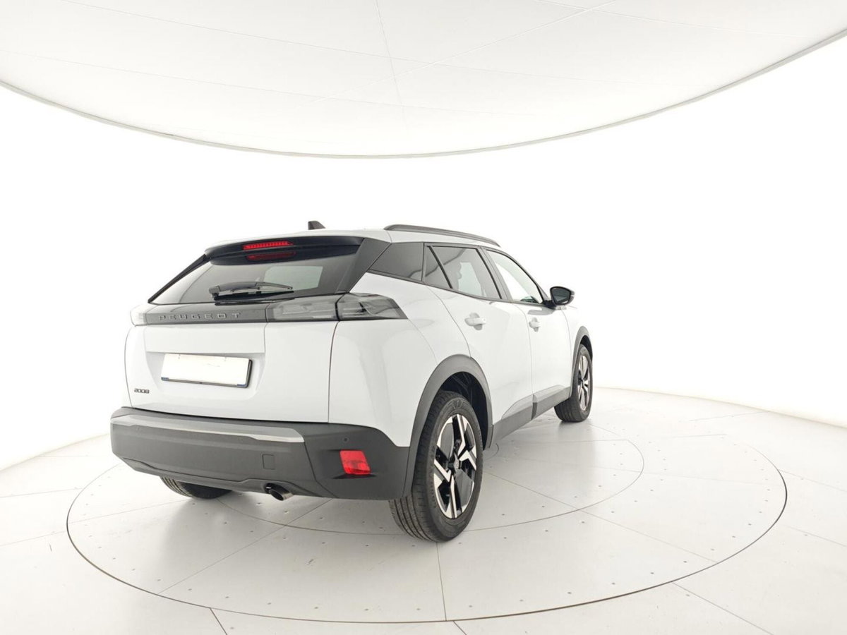 Peugeot 2008 PureTech 100 S&S Allure (6)