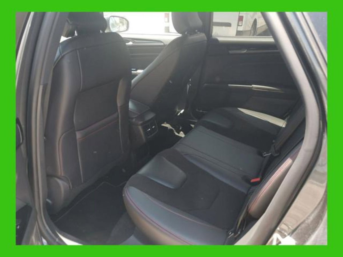 Ford Mondeo Station Wagon Full Hybrid 2.0 187 CV eCVT SW ST-Line Business (11)