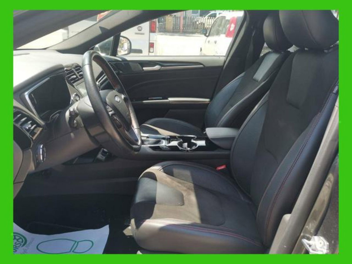 Ford Mondeo Station Wagon Full Hybrid 2.0 187 CV eCVT SW ST-Line Business (9)