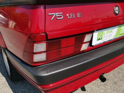 Alfa Romeo 75 1.8 IE Indy (7)