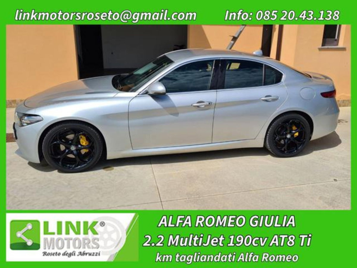 Alfa Romeo Giulia 2.2 Turbodiesel 190 CV AT8 Ti (2)