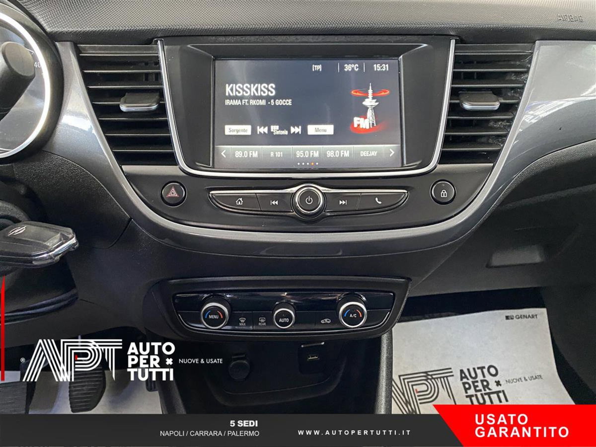 Opel Crossland 1.2 Elegance s&s 110cv (13)