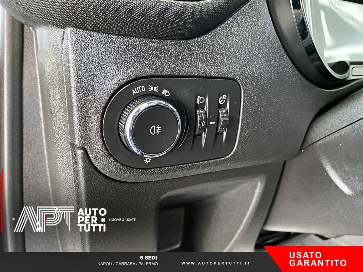 Opel Crossland 1.2 Elegance s&s 110cv (9)