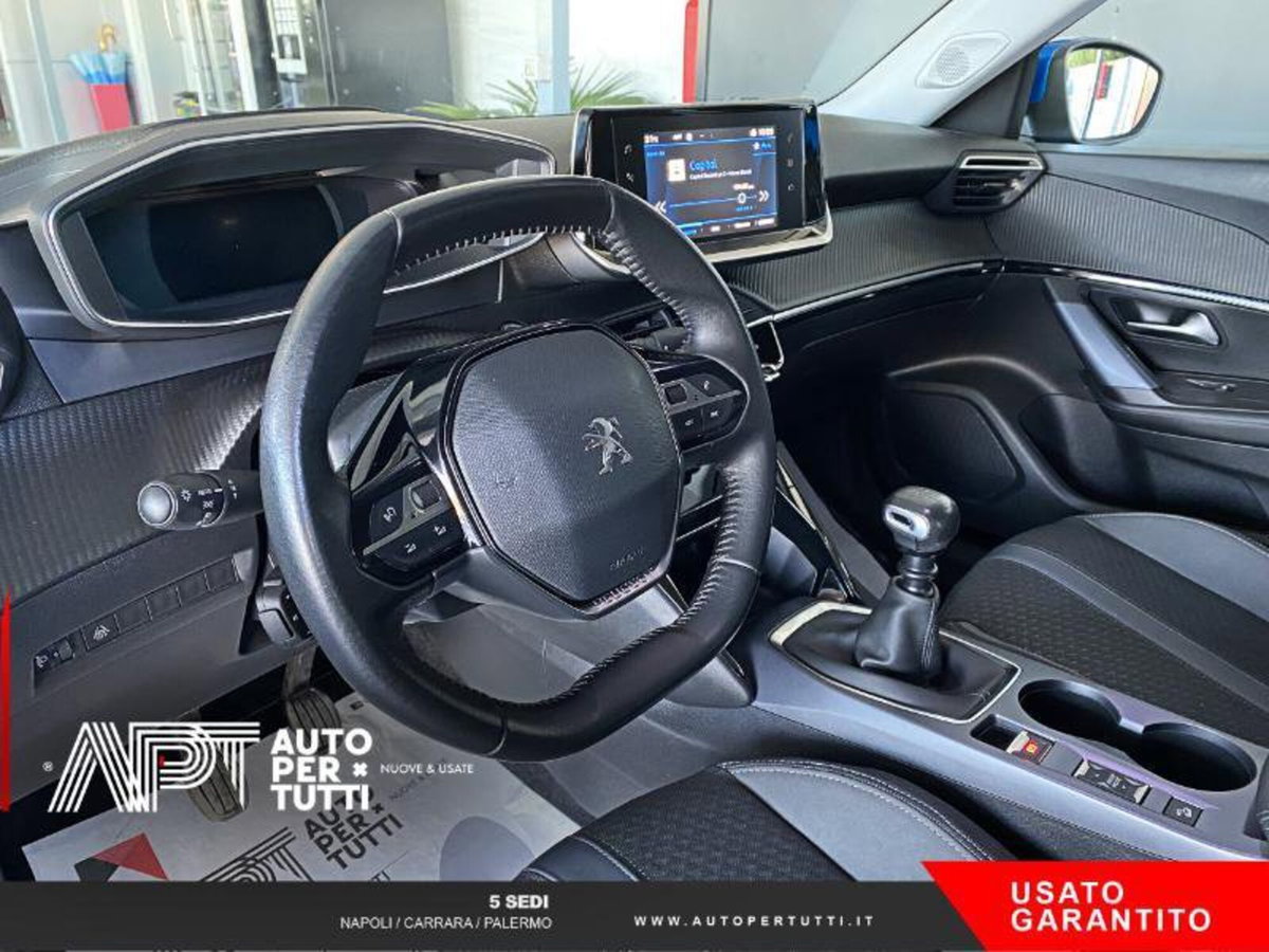 Peugeot 2008 PureTech 130 S&S Allure Pack (10)