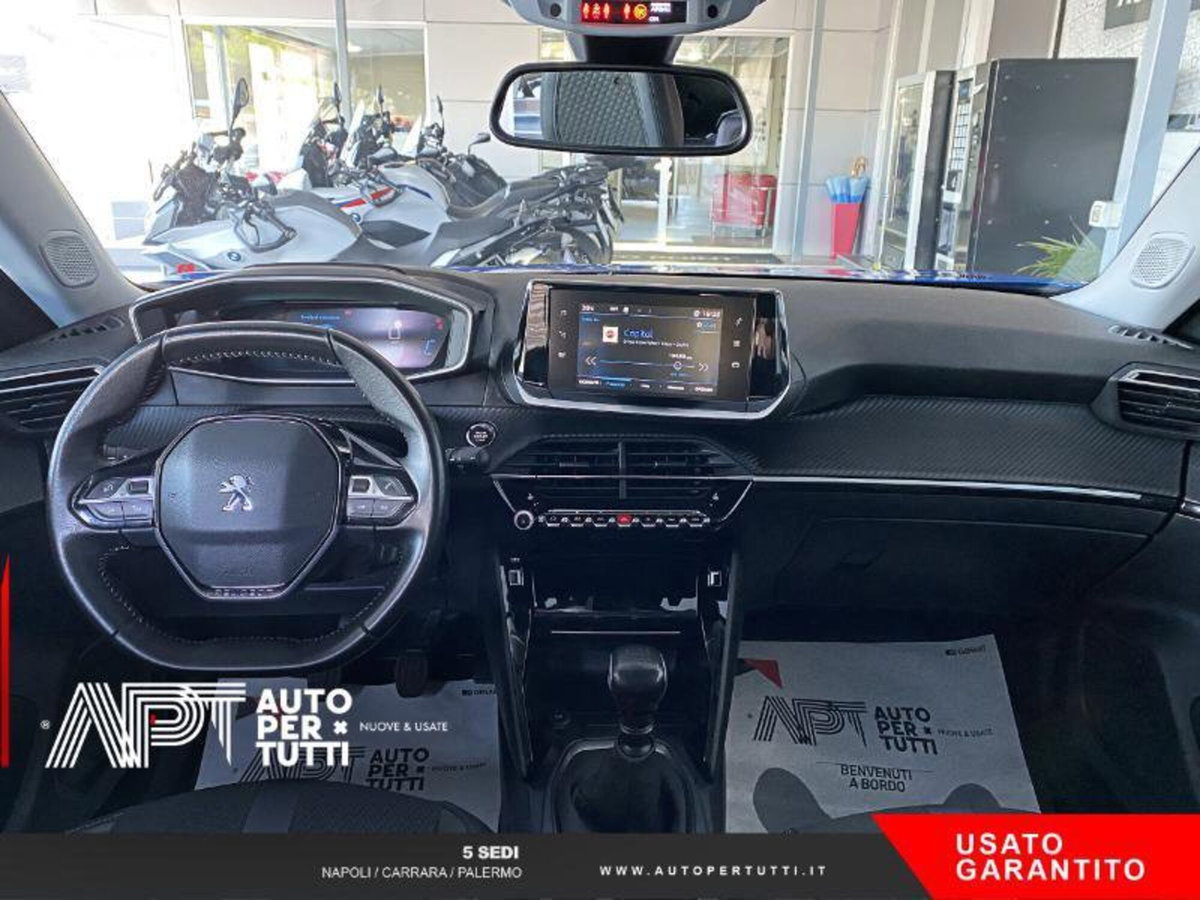 Peugeot 2008 PureTech 130 S&S Allure Pack (13)
