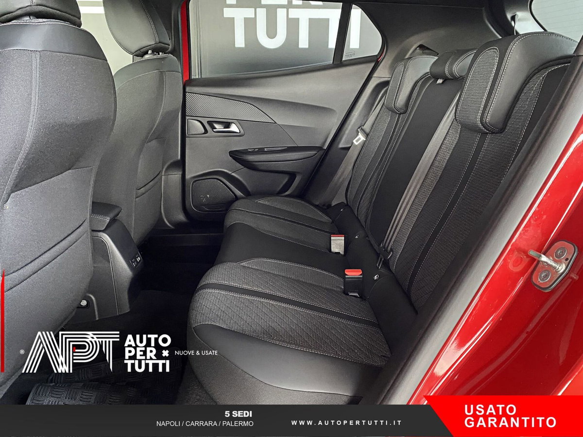 Peugeot 2008 1.2 puretech Allure s&s 100cv (11)