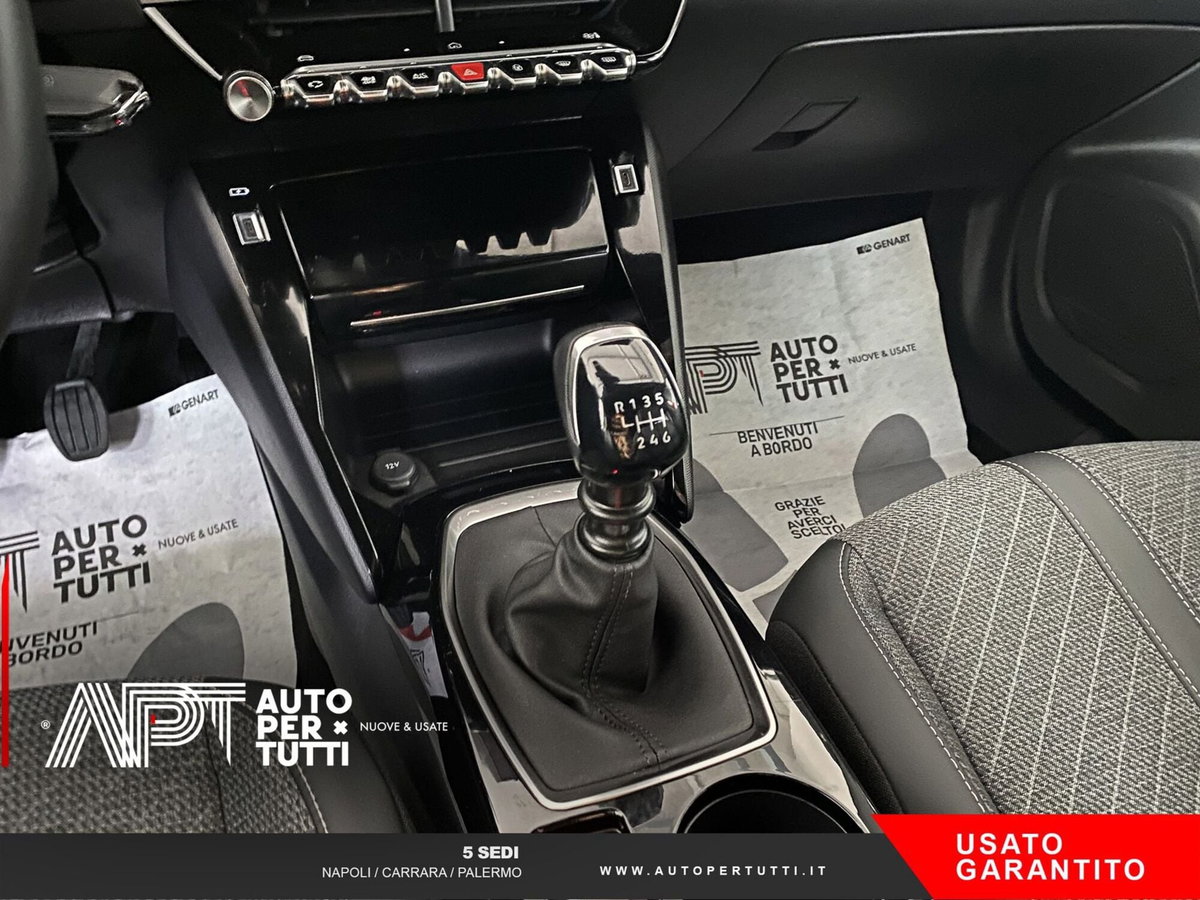 Peugeot 2008 1.2 puretech Allure s&s 100cv (15)