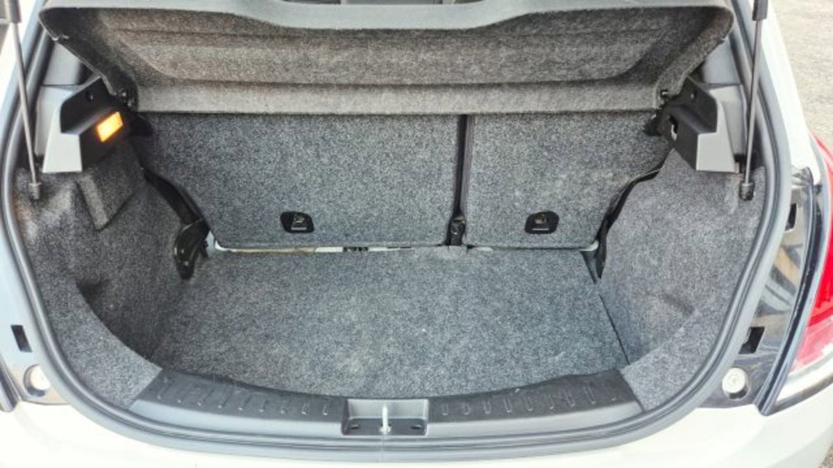 Lancia Ypsilon 1.0 FireFly 5 porte S&S Hybrid Ecochic Gold (13)