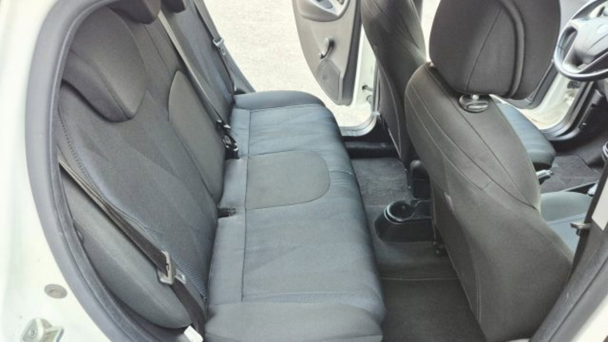 Lancia Ypsilon 1.0 FireFly 5 porte S&S Hybrid Ecochic Gold (14)
