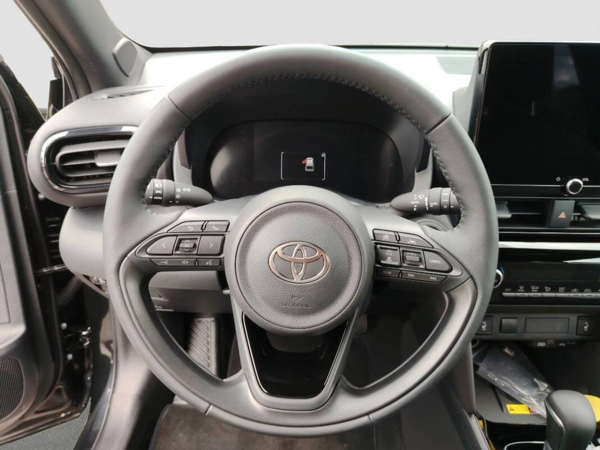 Toyota Yaris Cross 1.5h GR Sport Black Sky fwd 116cv e-cvt (10)