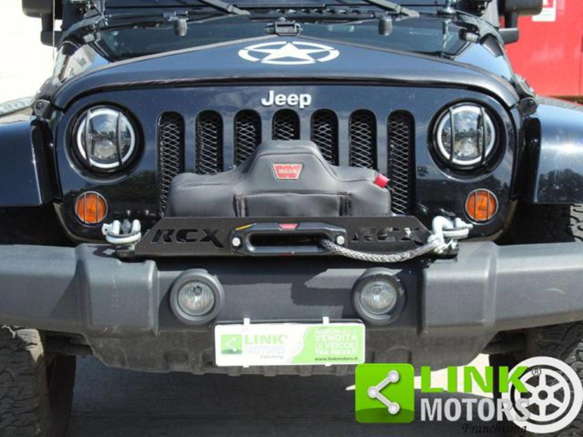 Jeep Wrangler Unlimited 2.8 CRD Sahara (15)