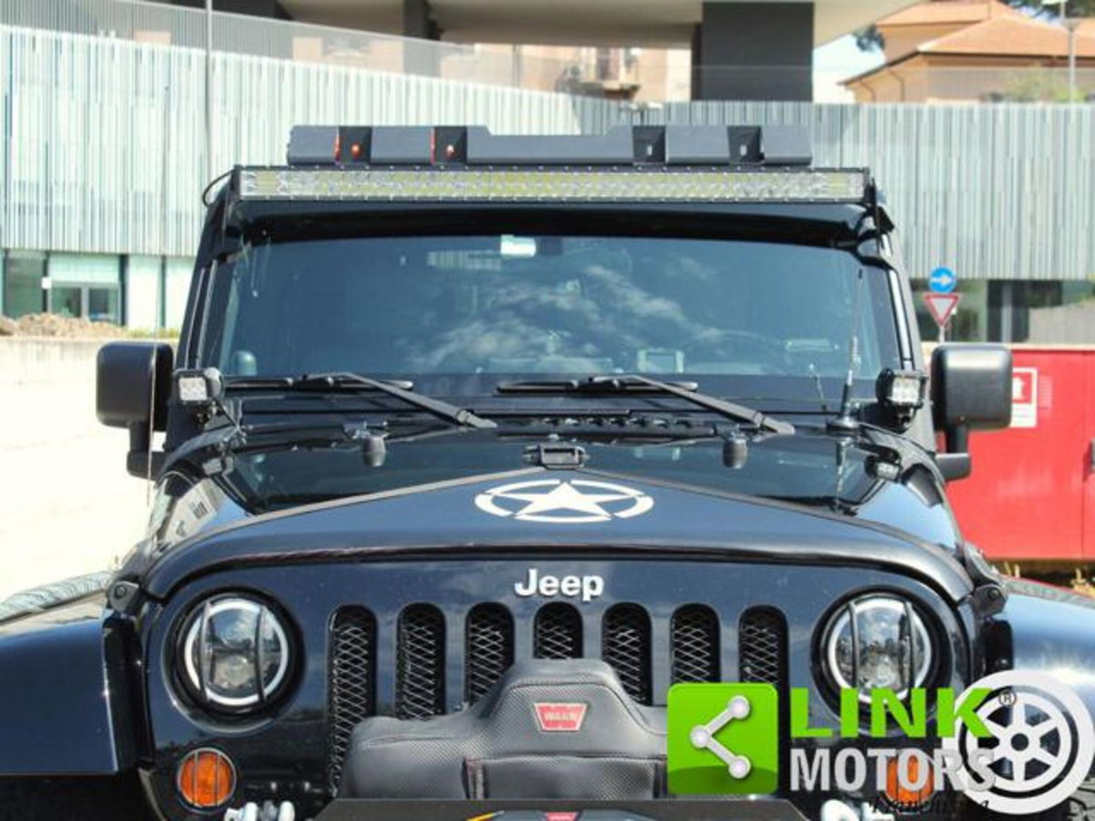 Jeep Wrangler Unlimited 2.8 CRD Sahara (16)