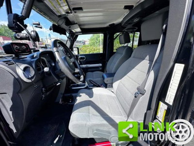Jeep Wrangler Unlimited 2.8 CRD Sahara (6)