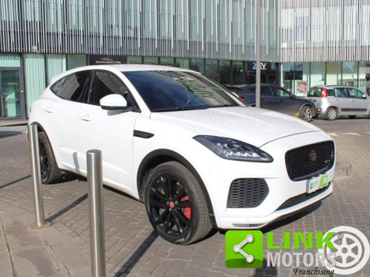 Jaguar E-Pace 2.0D 180 CV AWD (17)