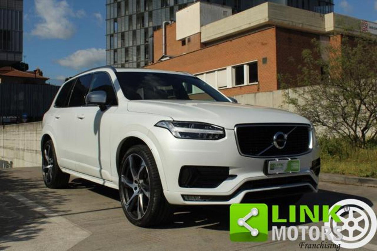 Volvo XC90 D5 AWD Geartronic 7 posti R-design (4)