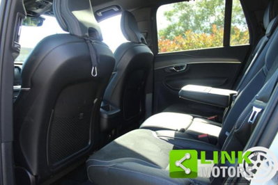 Volvo XC90 D5 AWD Geartronic 7 posti R-design (8)