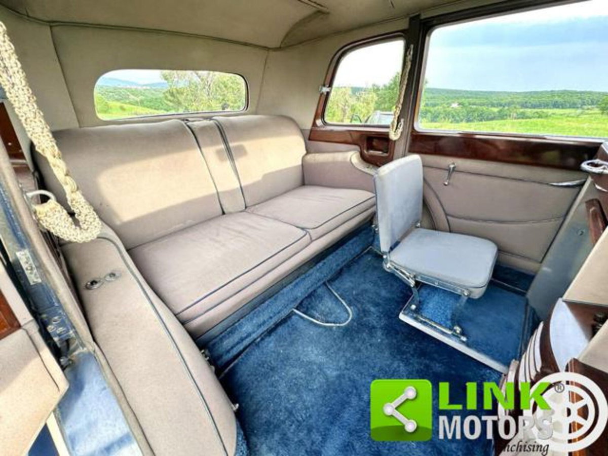 Rolls Royce Silver Spirit/Spur Park Ward (19)