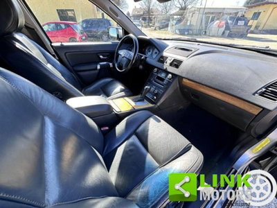 Volvo XC90 2.4 D5 185 CV AWD Executive (15)