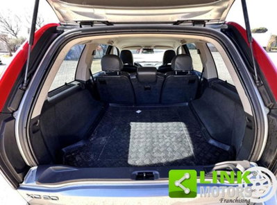 Volvo XC90 2.4 D5 185 CV AWD Executive (16)