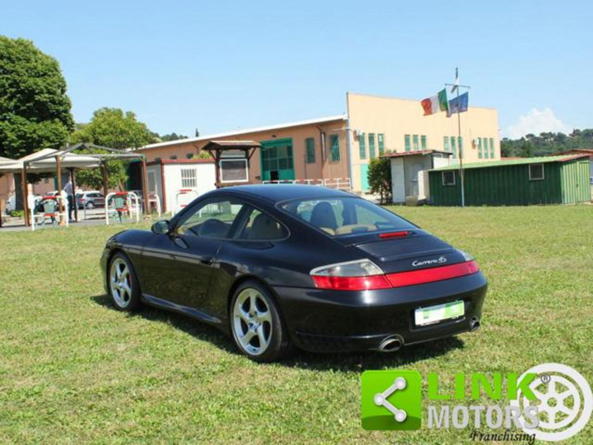 Porsche 911 Coupé Carrera 4S cat (10)