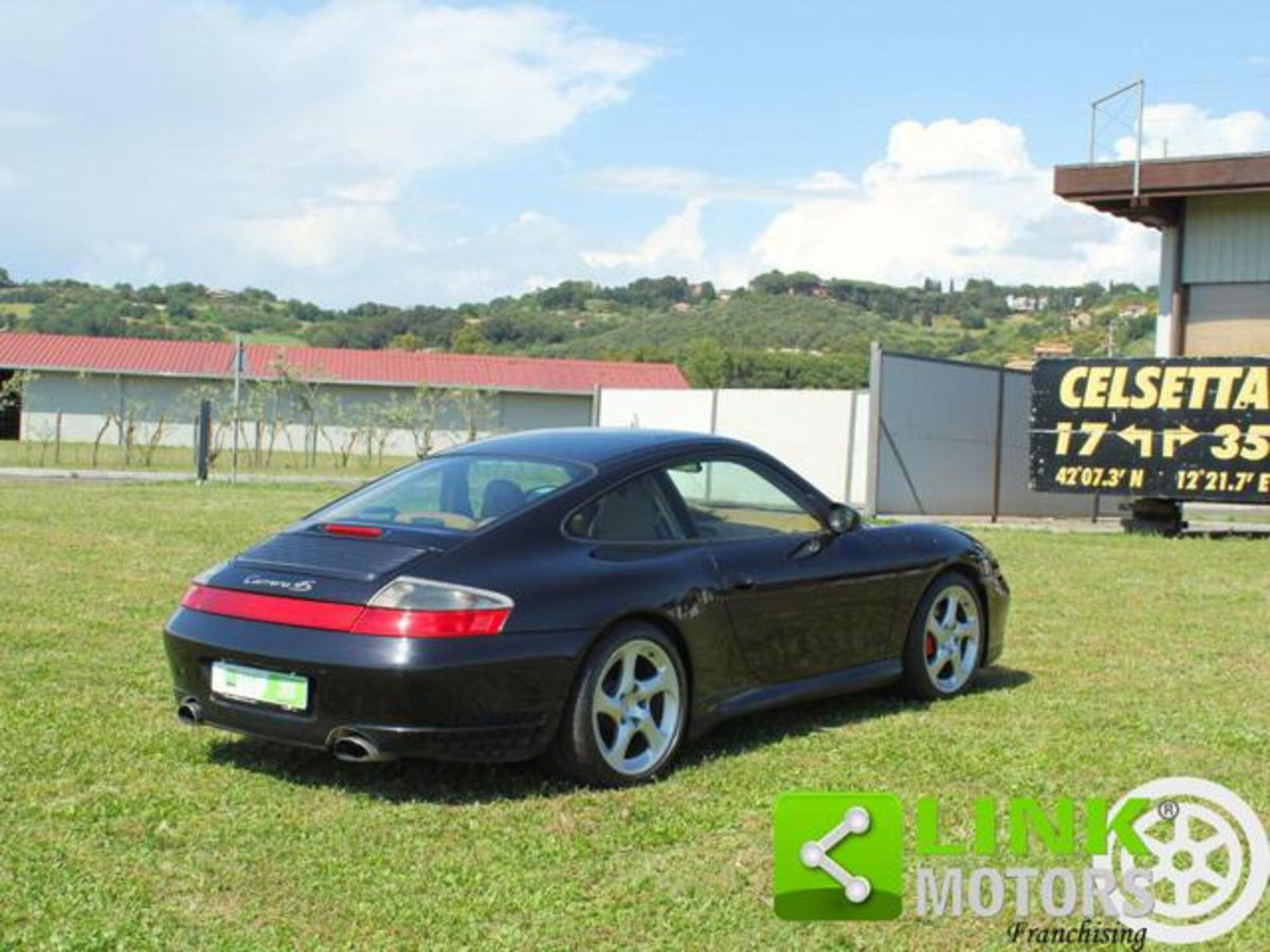 Porsche 911 Coupé Carrera 4S cat (2)