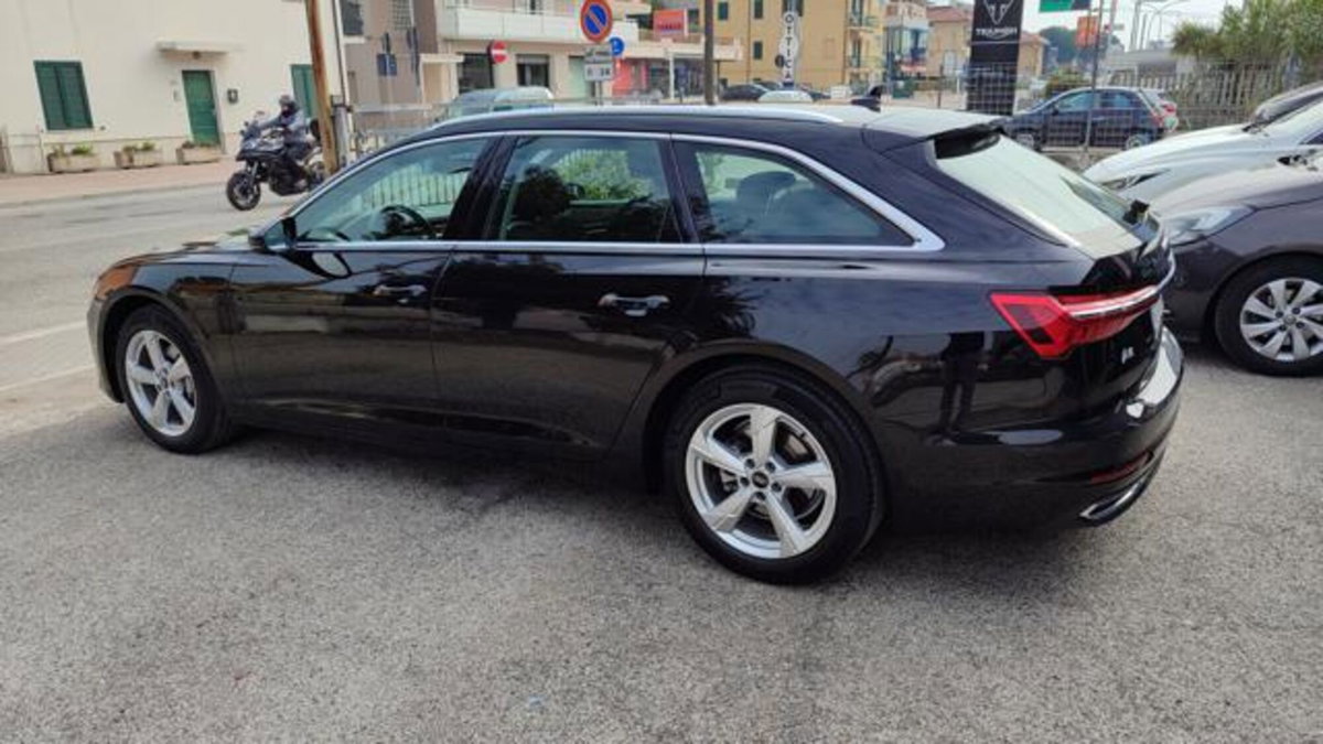 Audi A6 Avant 40 2.0 TDI S tronic Business Sport (4)