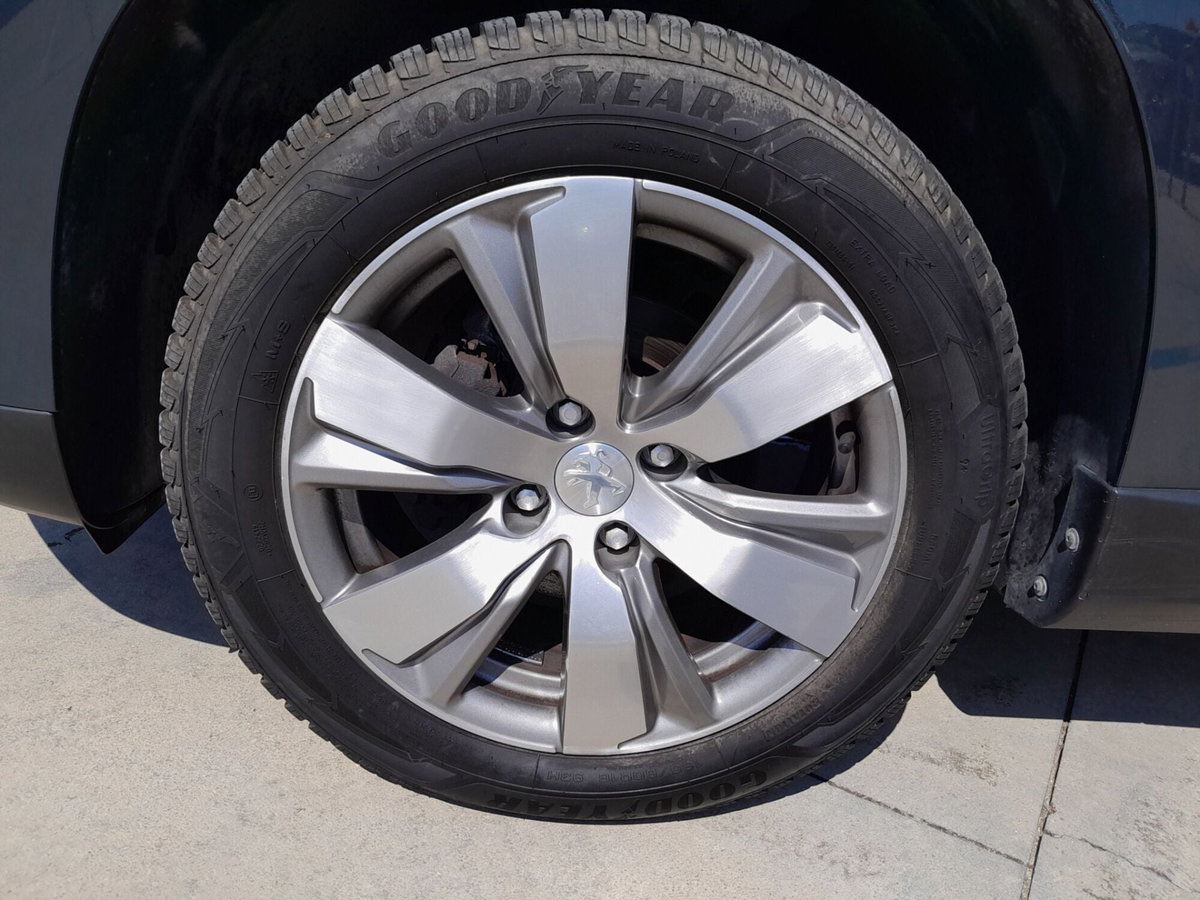 Peugeot 2008 75 Active (11)