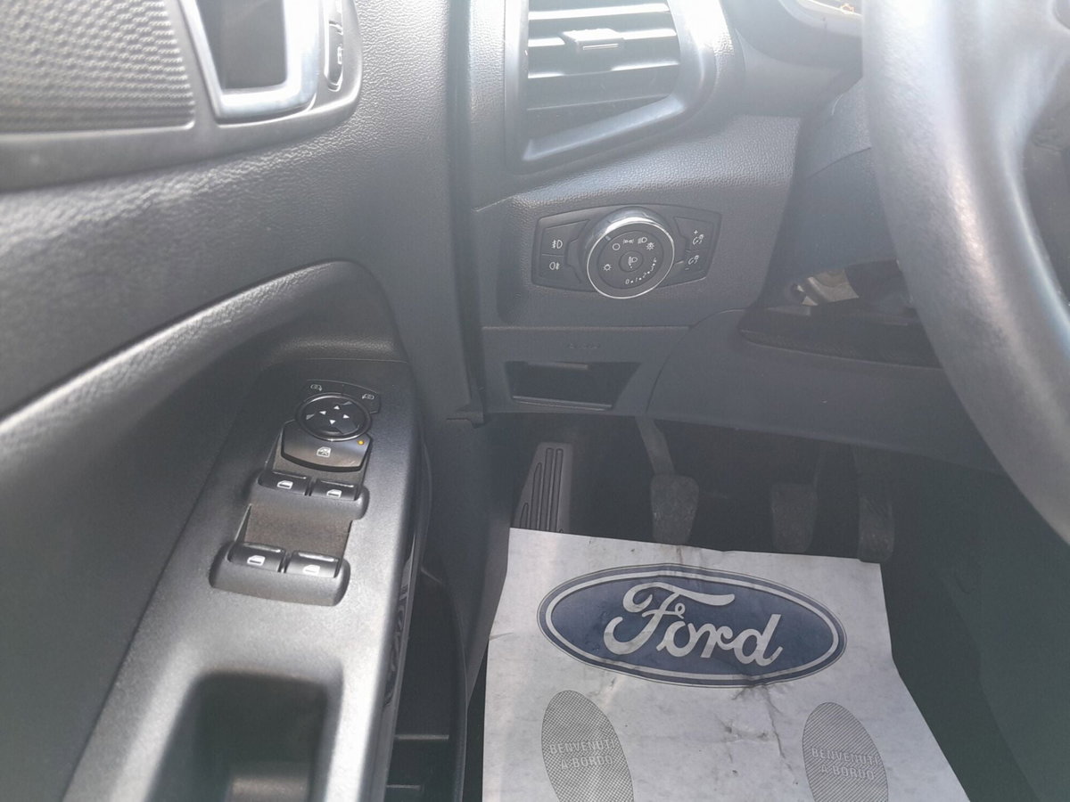 Ford EcoSport 1.0 EcoBoost 125 CV Titanium (16)