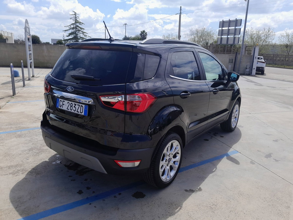 Ford EcoSport 1.0 EcoBoost 125 CV Titanium (8)