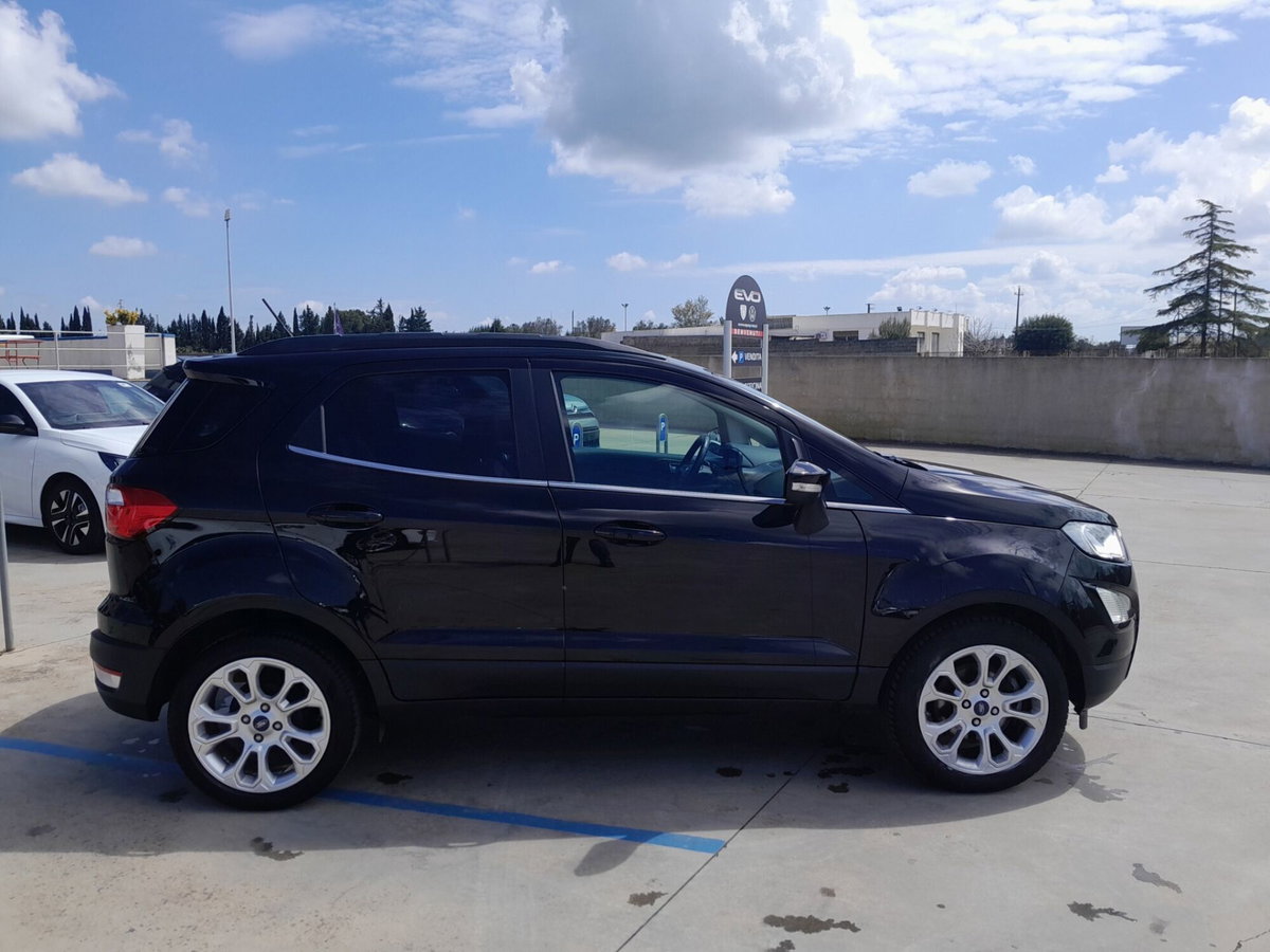 Ford EcoSport 1.0 EcoBoost 125 CV Titanium (9)